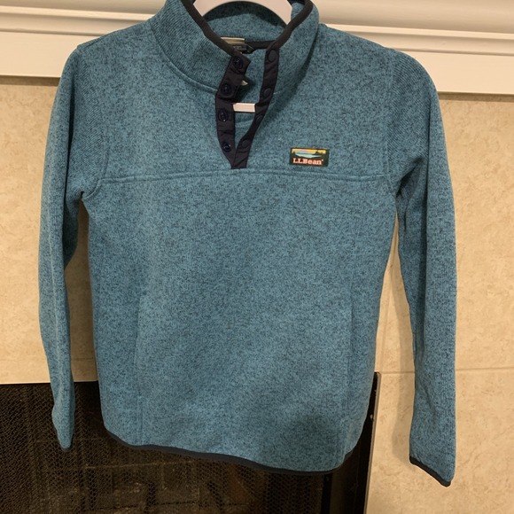 LL Bean NWT Sweater Fleece  kids  SZ médium 10-12 REG Green Snap - Picture 1 of 5